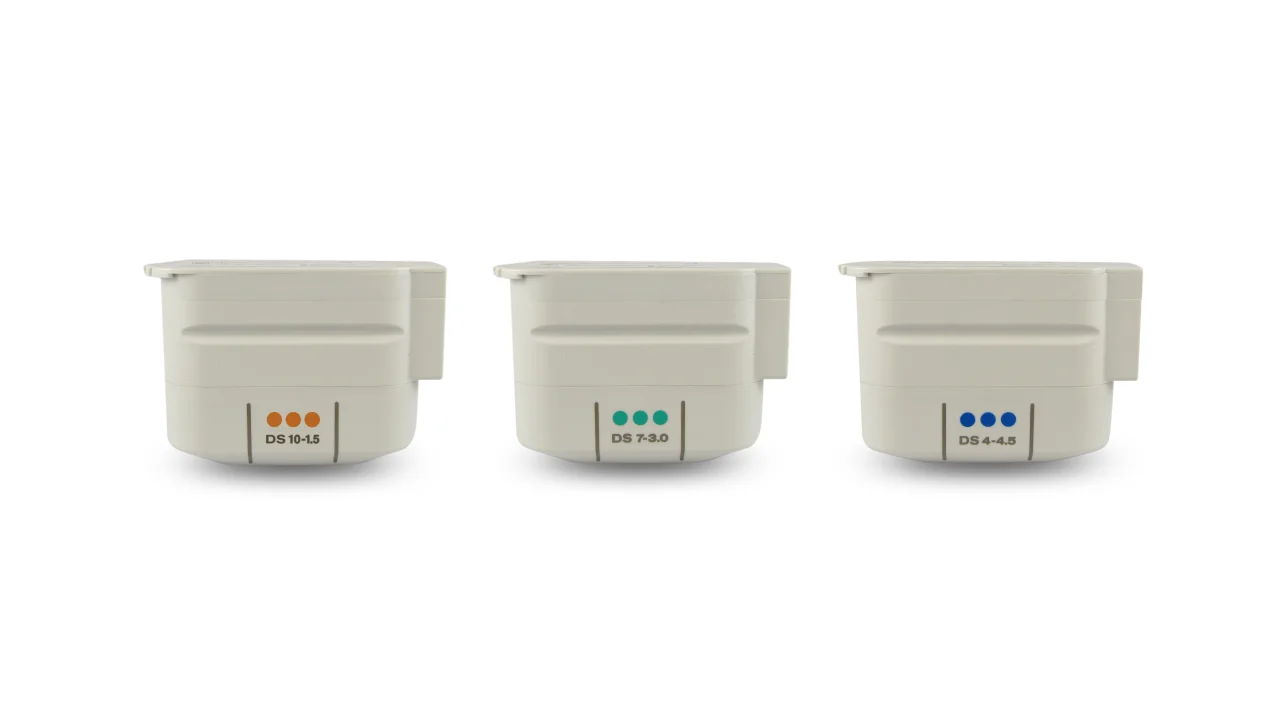 1.5·3.0·4.5mm 3-Depth 카트리지를 개인 피부층 두께에 맞춰 설계해 시술하는 이미지